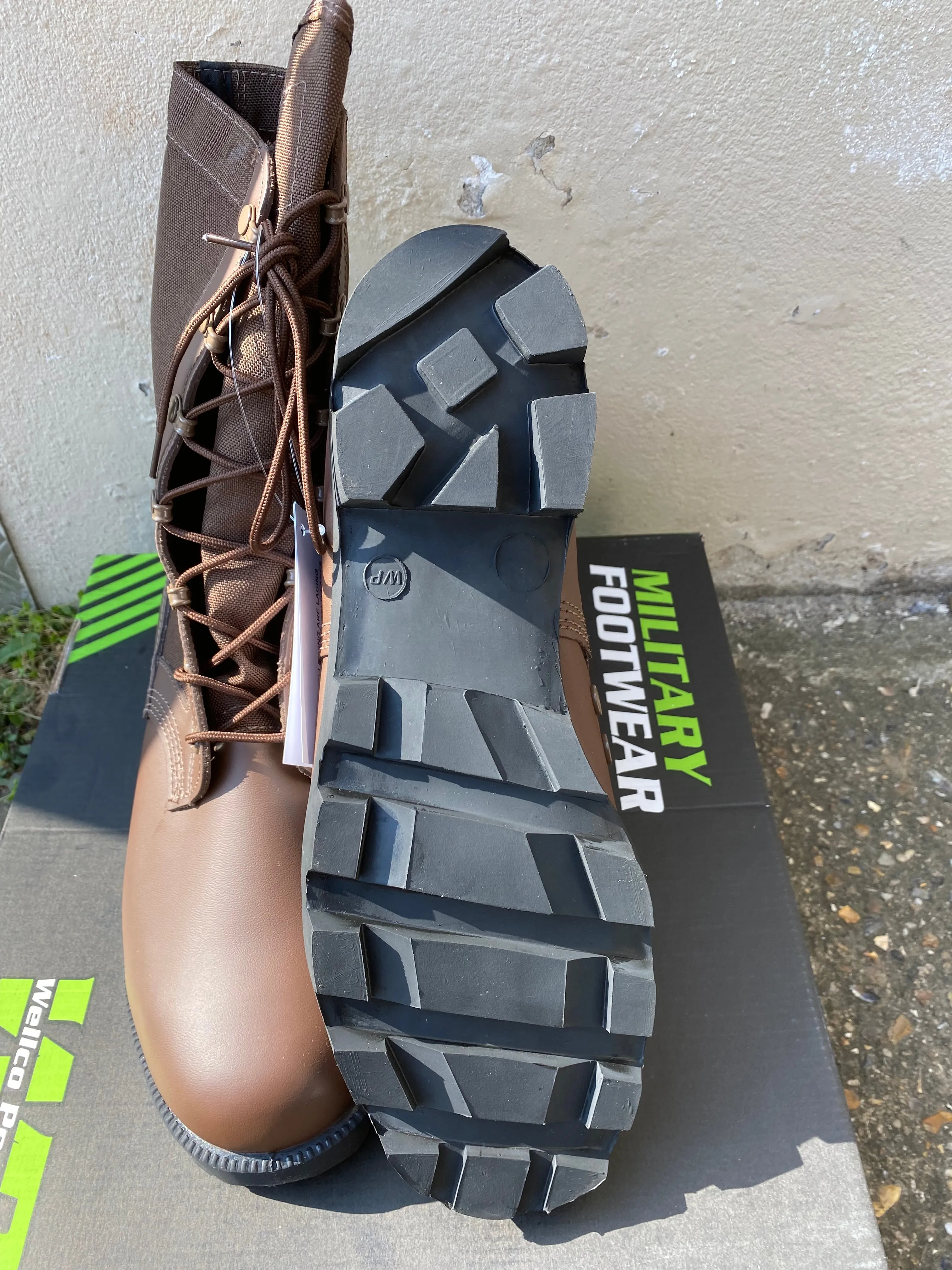 British Army Welco Peruna Jungle Boots Brown New