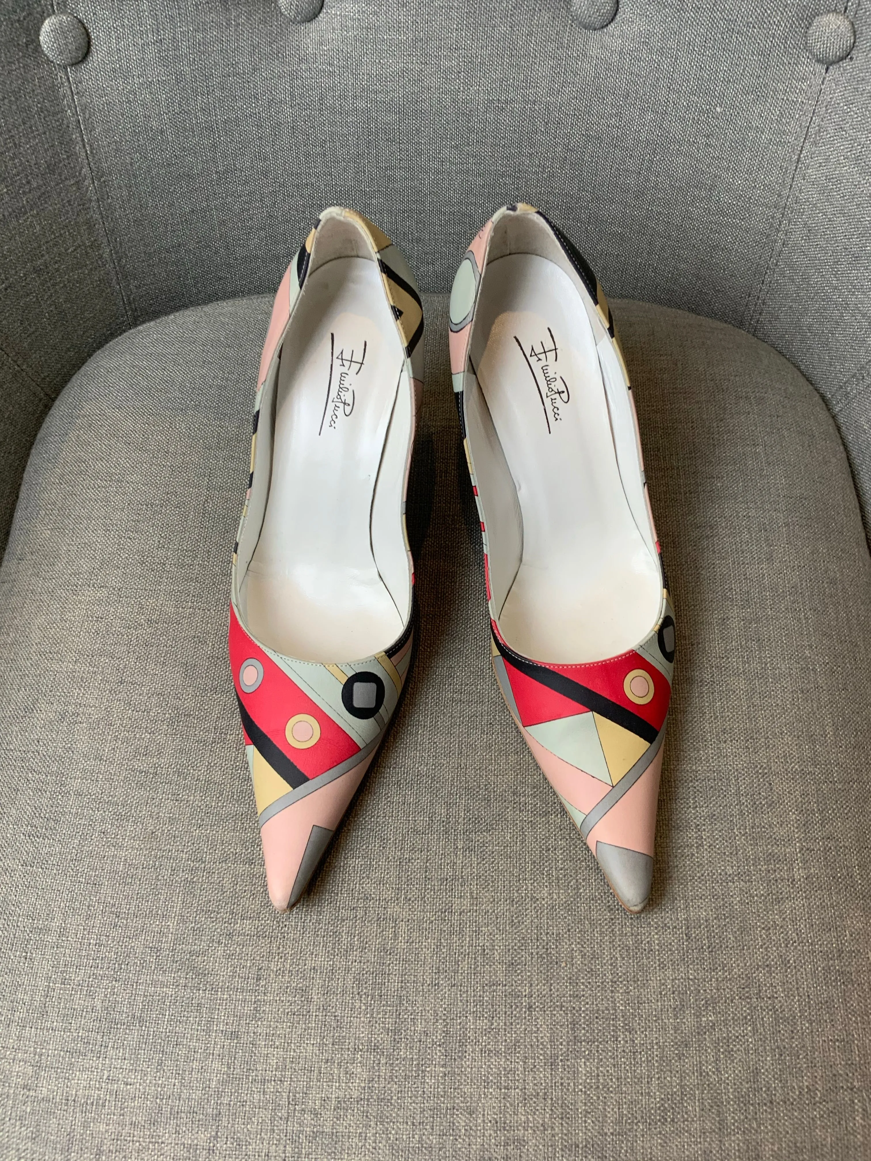 EMILIO PUCCI MULTI COLOR PRINTED PUMPS HEELS SIZE 38 US 8 UK 5 ladies
