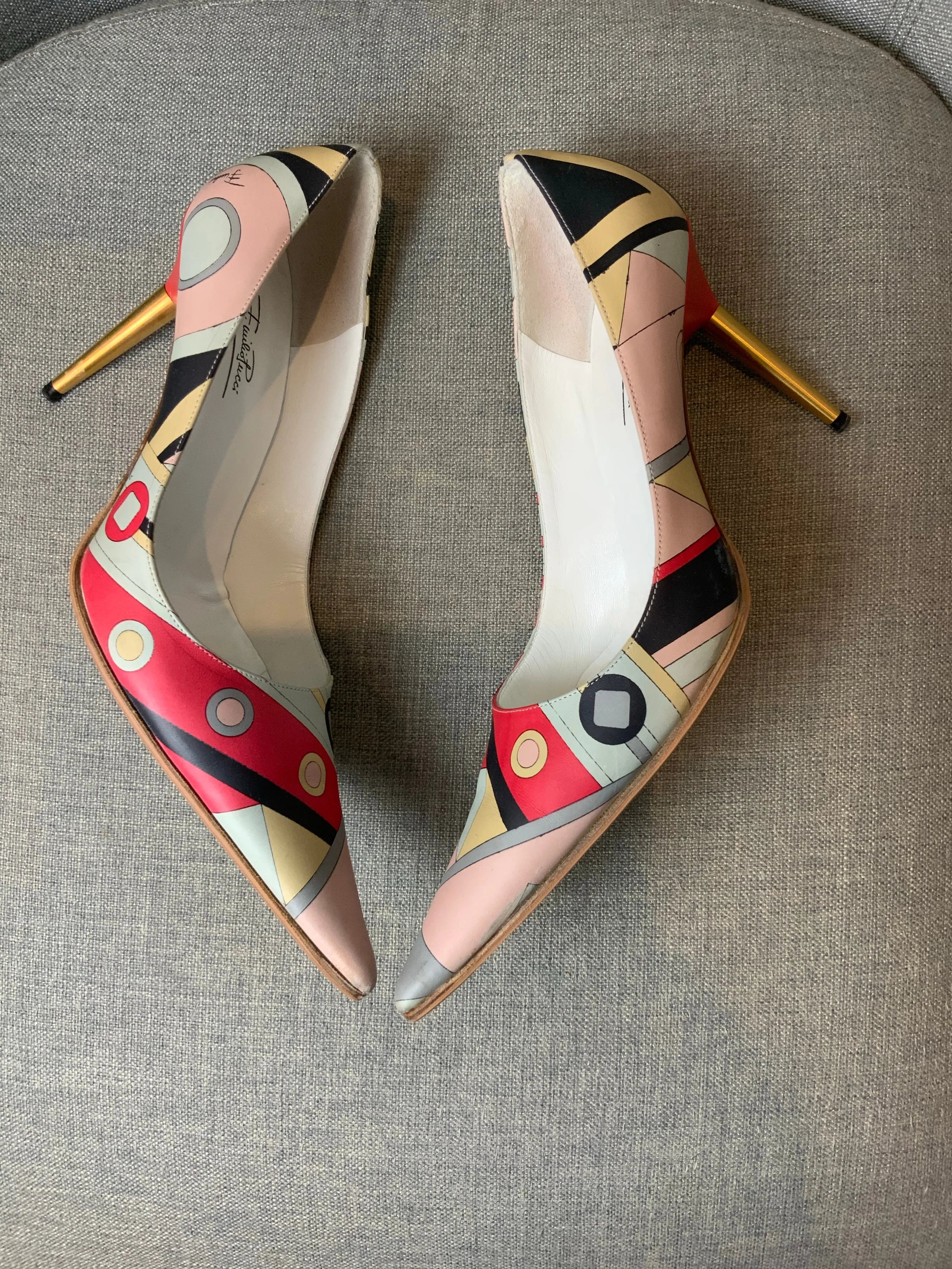 EMILIO PUCCI MULTI COLOR PRINTED PUMPS HEELS SIZE 38 US 8 UK 5 ladies