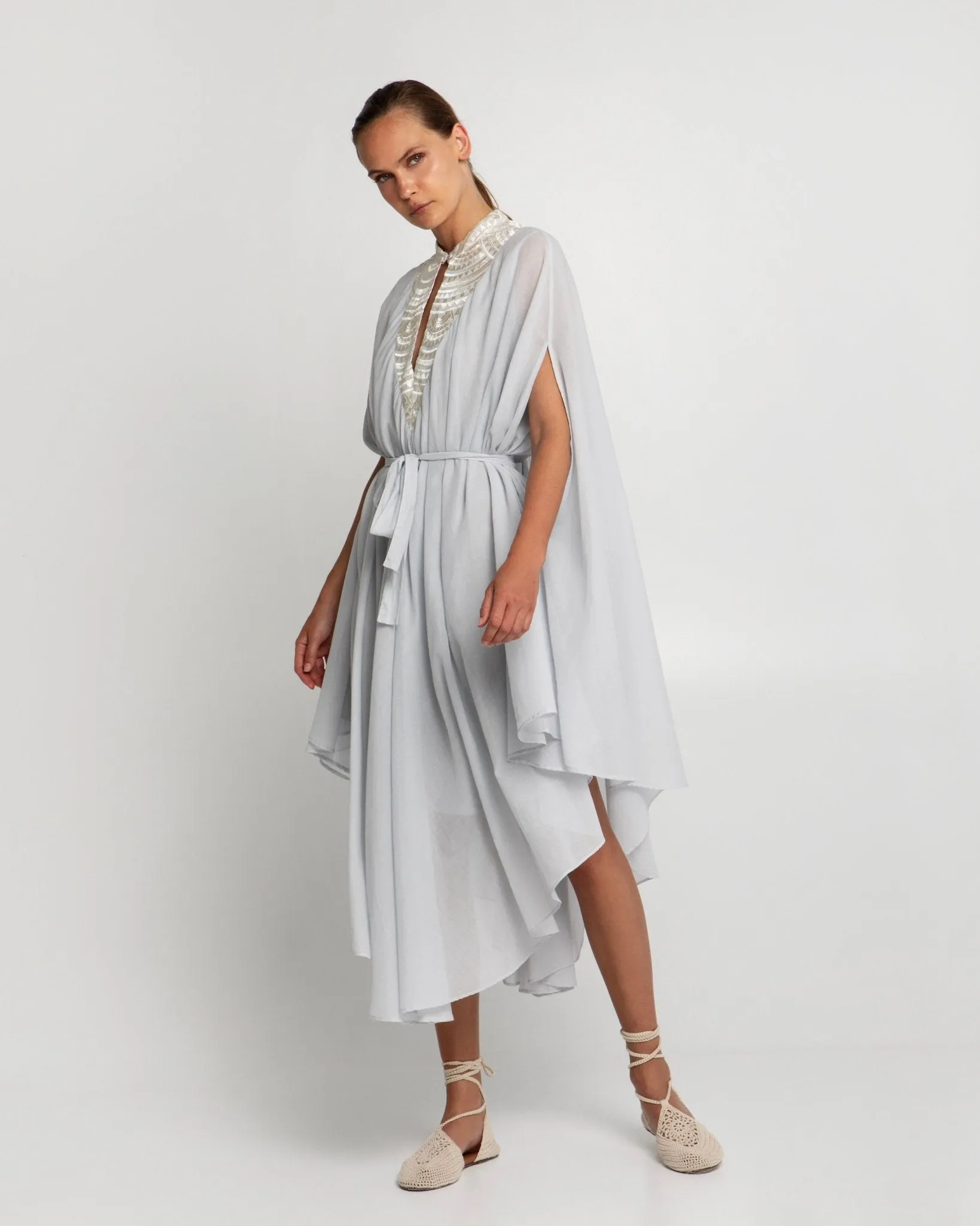 Kori Caped Kaftan | Light Grey & Silver