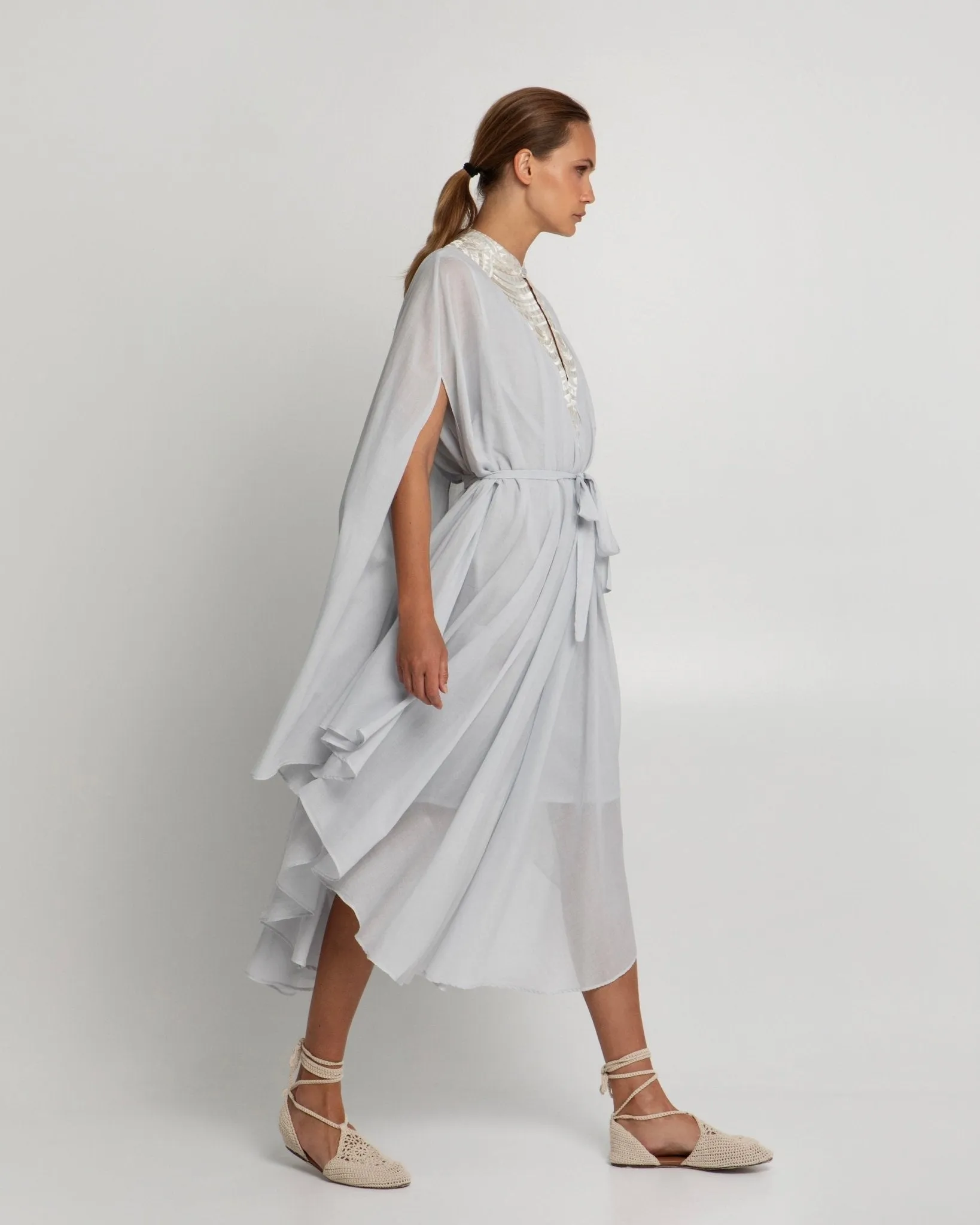 Kori Caped Kaftan | Light Grey & Silver