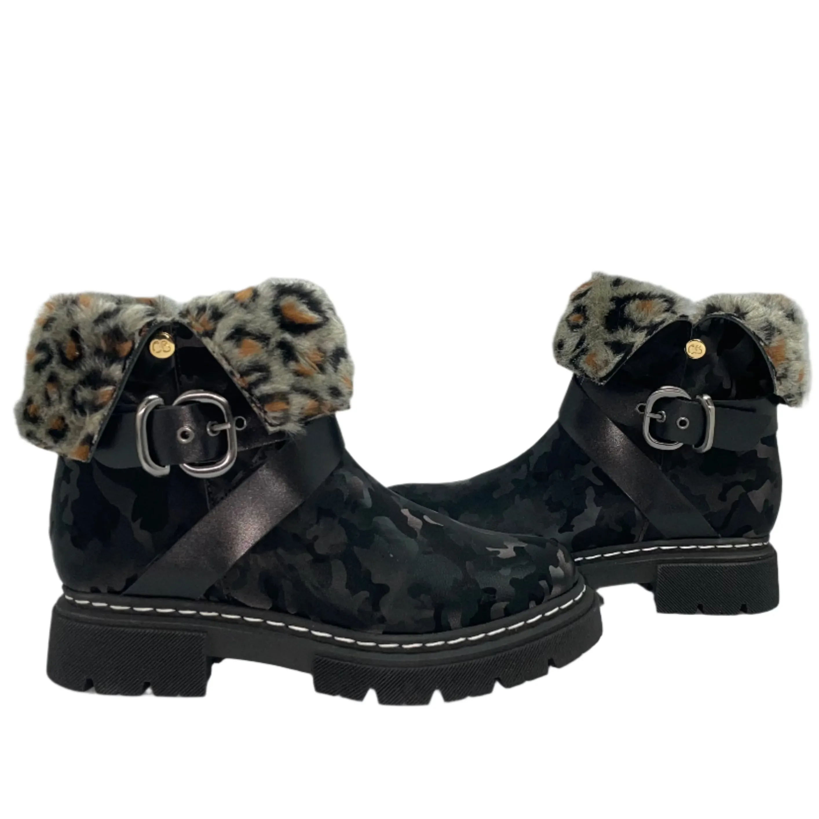 Lyone -Black ankle boot