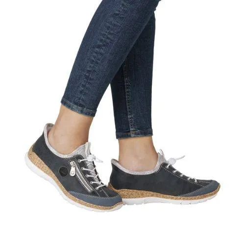 N42F2 Slip-On Sneaker