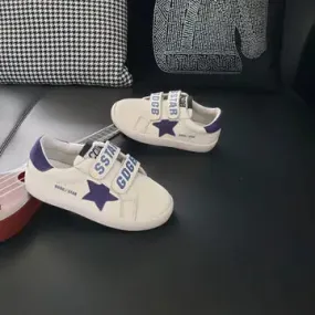 White velcro blue star sneaker
